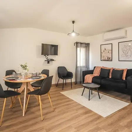 Apartment La Rose Des Vents ~ Climatisation ~ Centre-ville Narbonne