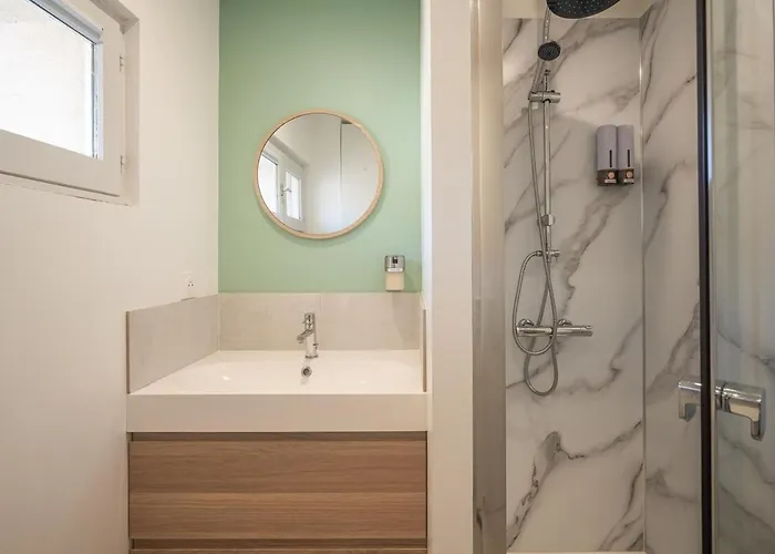 Apartment Oiqia • Solis • Opaline